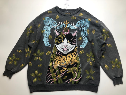 Women's sweatshirt cat and elephants