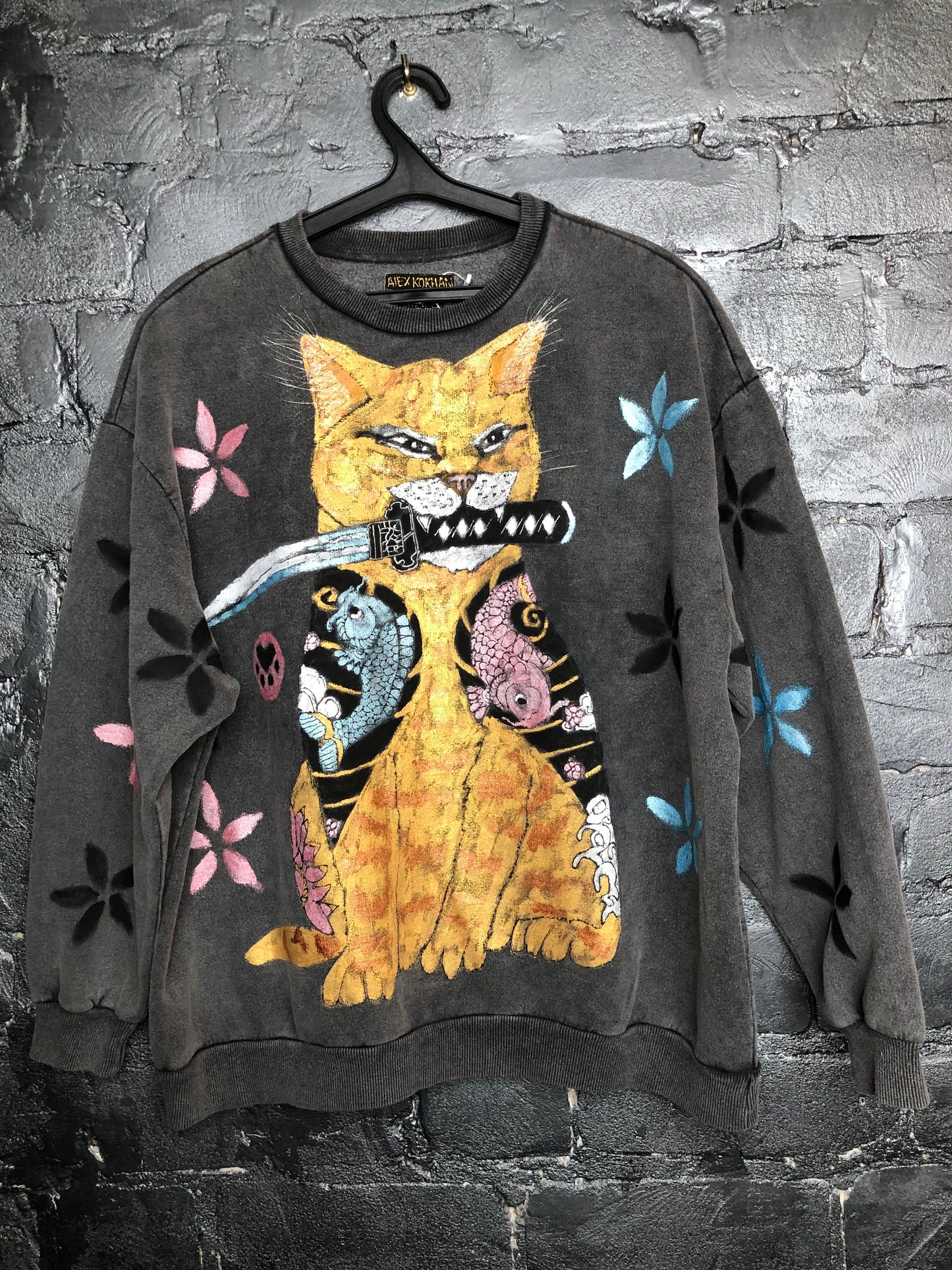 Women's oversized sweatshirt Japanese cat